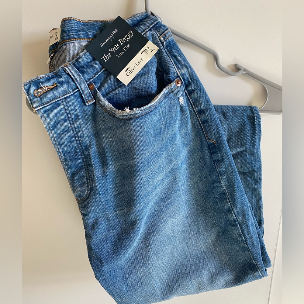 Abercrombie Curve Love The 90s Baggy Low Rise Jeans